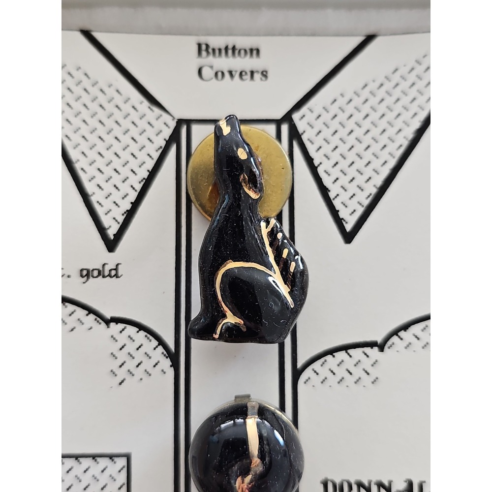 Vintage Donna-Lynn Wolf Button Covers 22K Gold Boxed
